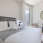 Deluxe In Center By Lovelystay Lisboa