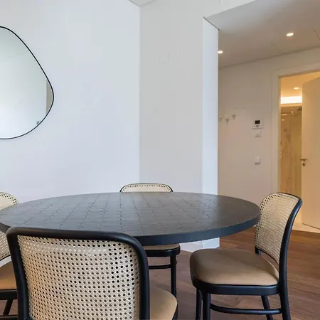 Deluxe In Center By Lovelystay Apartament Lizbona